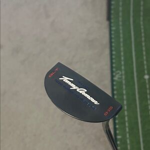 Tommy Armour 845 Todd Sones with Red and Blue Accents DLT Model Putter RH 35"
